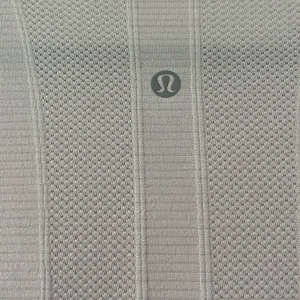 Lululemon Athletica Pink Fitted Short Sleeve Tee - Picture 6 of 9